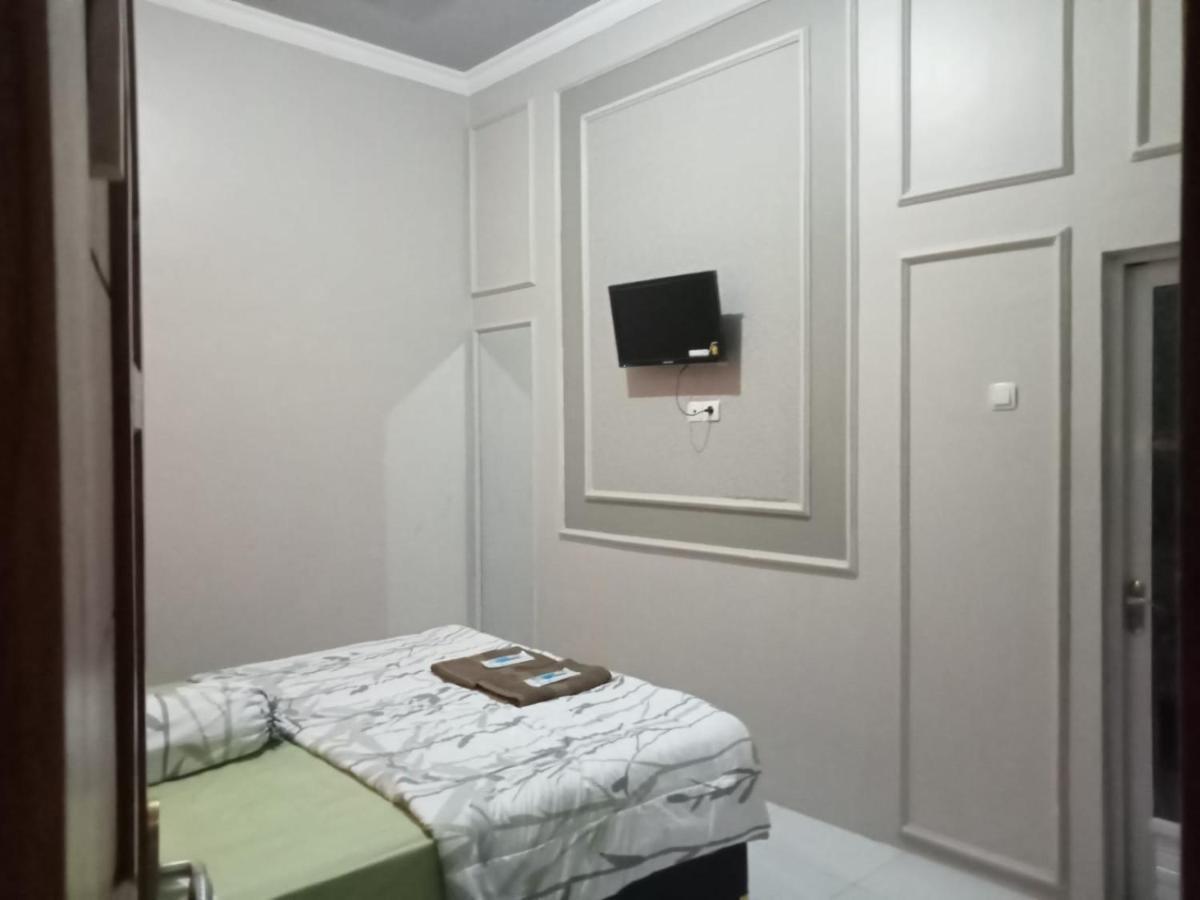 Cahaya Homestay Magelang Exterior foto